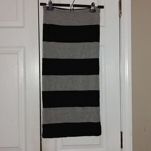 Workshop Andrea Jovine black and gray pull on skirt Sz XS